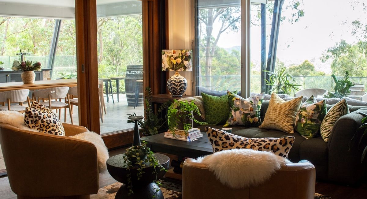 Designer Cushion Covers: How to Match Your Interior Palette with Confidence